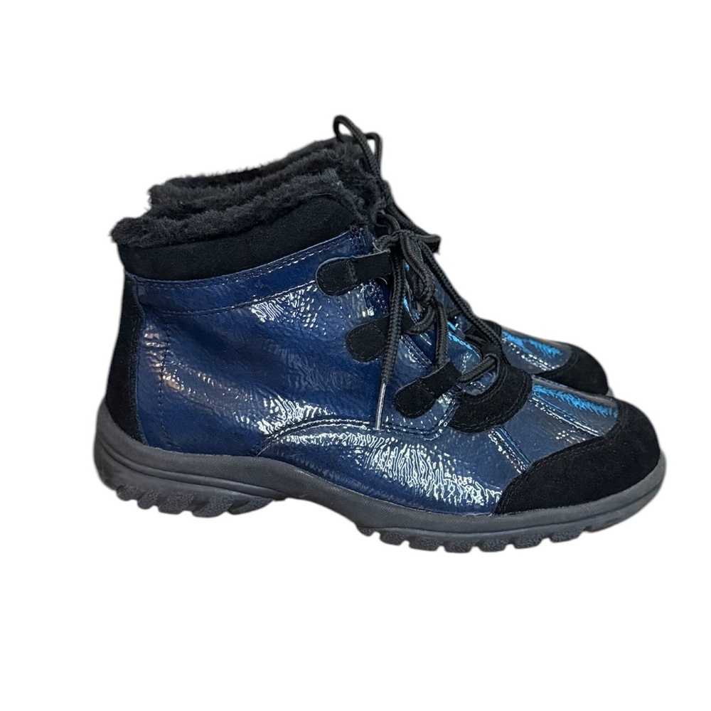 Wanderlust Winter Boots - Black and Blue Women’s Size 8